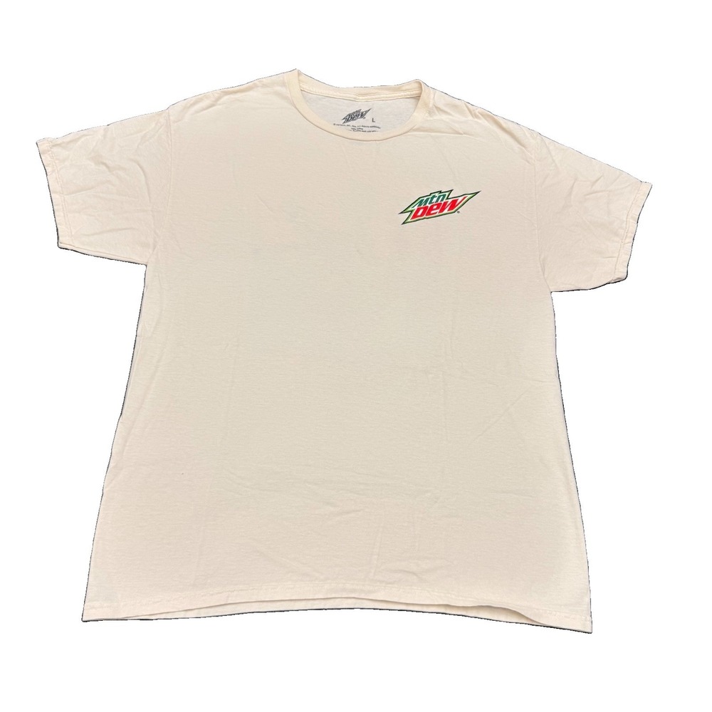 Mtn Dew "Out Here It's Dew" Size Large Deer Hunting Mountain Dew T-Shirt